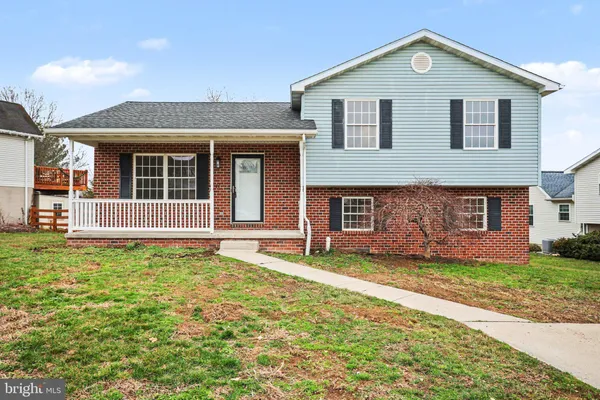 $319,900 | 17 Mason-Dixon Drive, Littlestown, PA 17340