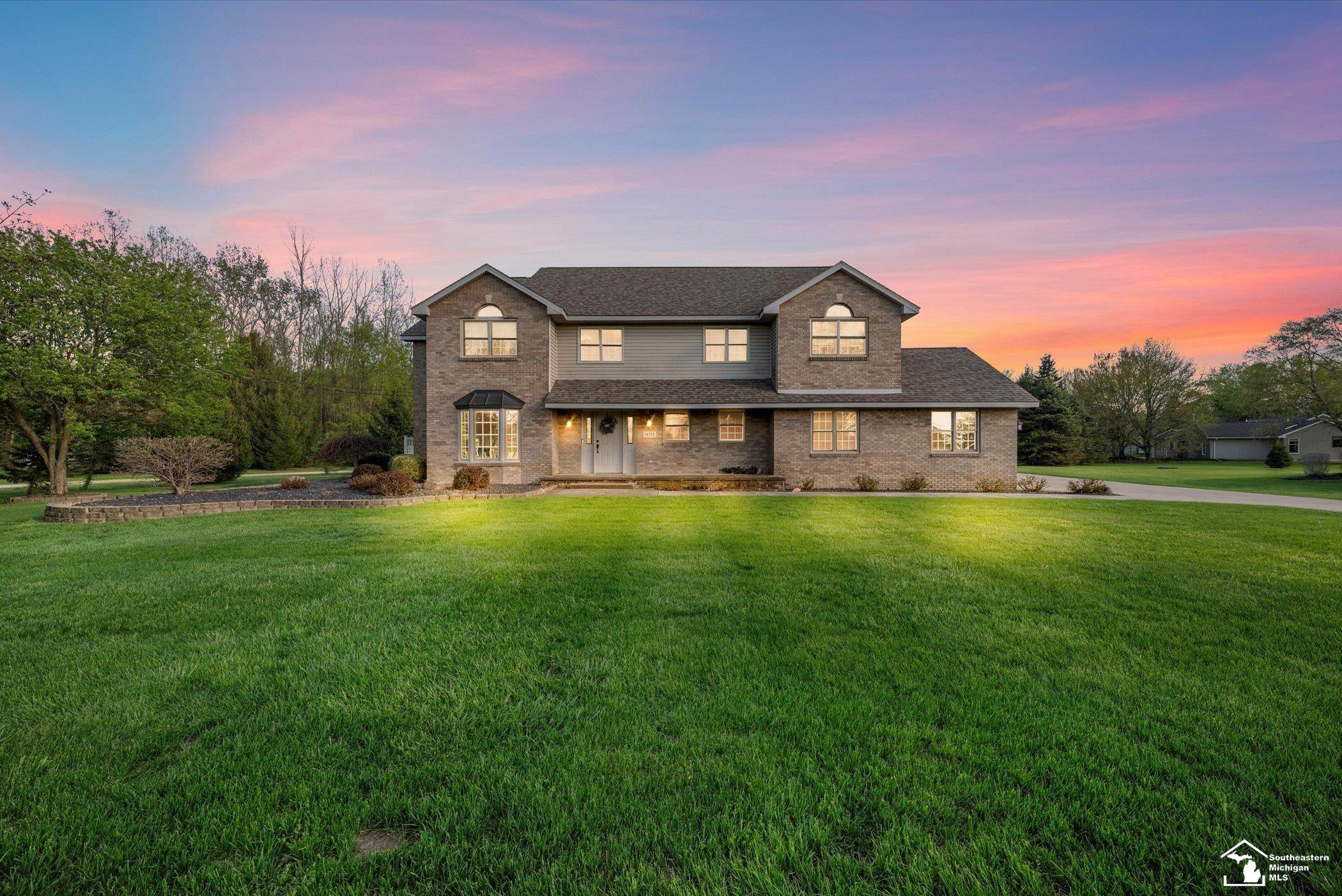 14725 Dixon Road Dundee, MI 48131 - Photo 1 of 44