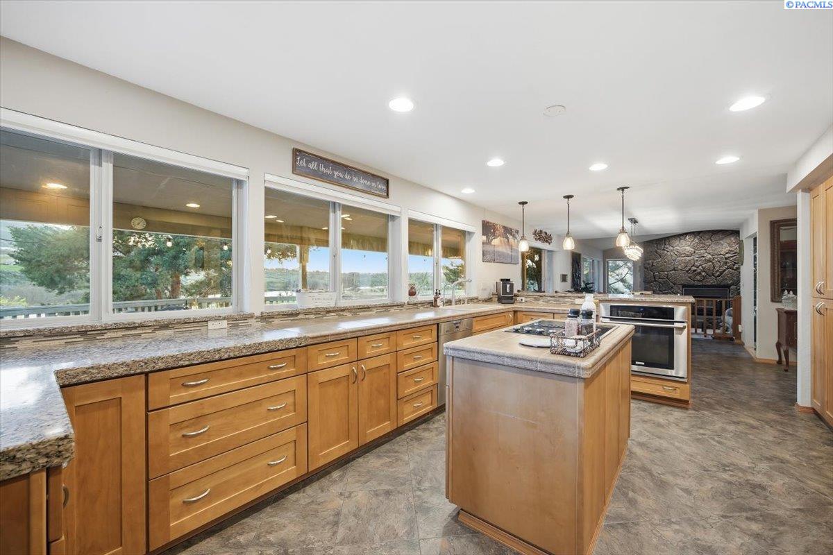 34610 Kendall Road Benton City, WA 99320 - Photo 17 of 49 Gallery Image 17