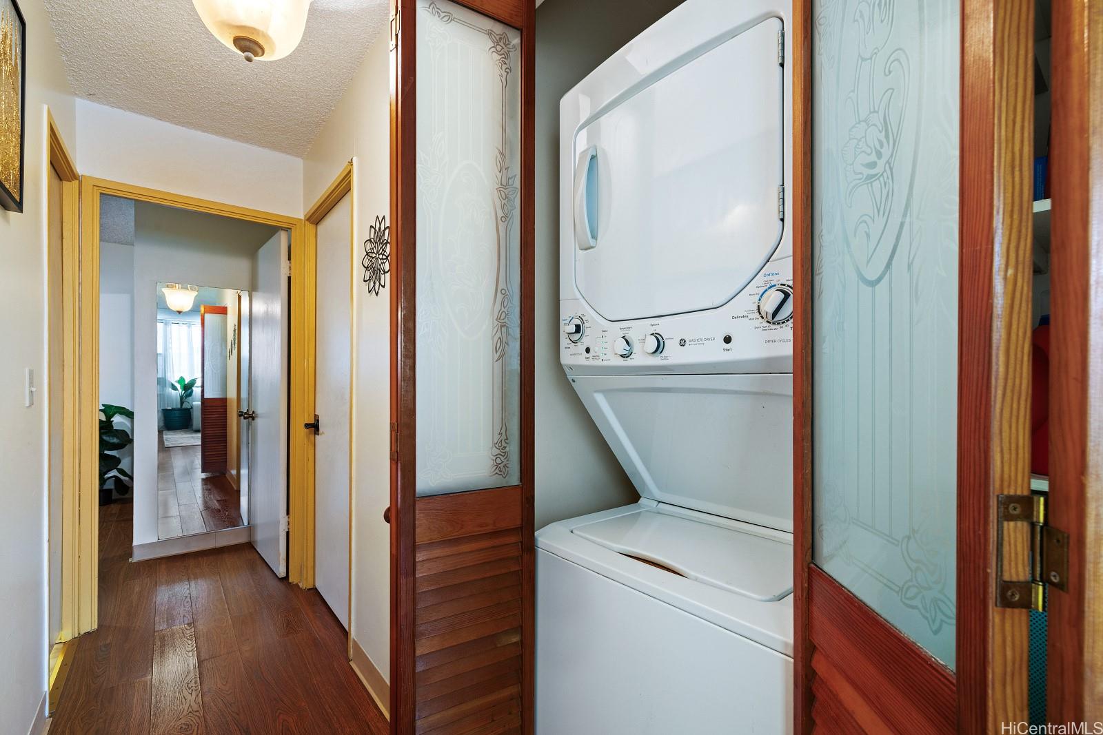 98-1030 Moanalua Road, Unit 5308 Aiea, HI 96701 - Photo 11 of 18 Washer and Dryer in Unit!