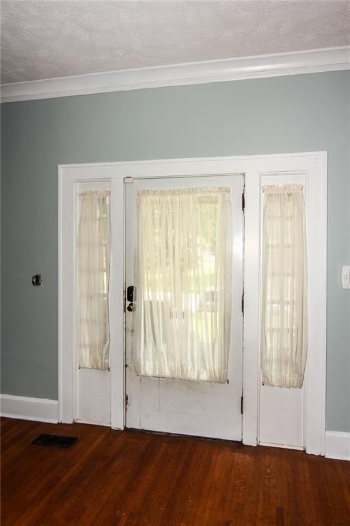 3302 Ruckle Street Indianapolis, IN 46205 - Photo 3 of 23 Gallery Image 3