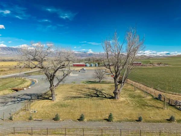 $350,000 | 3646 Lane 32 1/2 Shell Wy, Shell, WY 82441