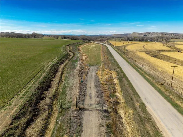 $350,000 | 3646 Lane 32 1/2 Shell Wy, Shell, WY 82441