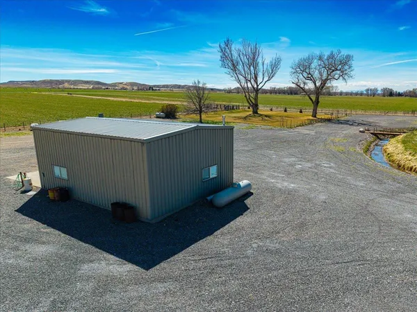 $350,000 | 3646 Lane 32 1/2 Shell Wy, Shell, WY 82441