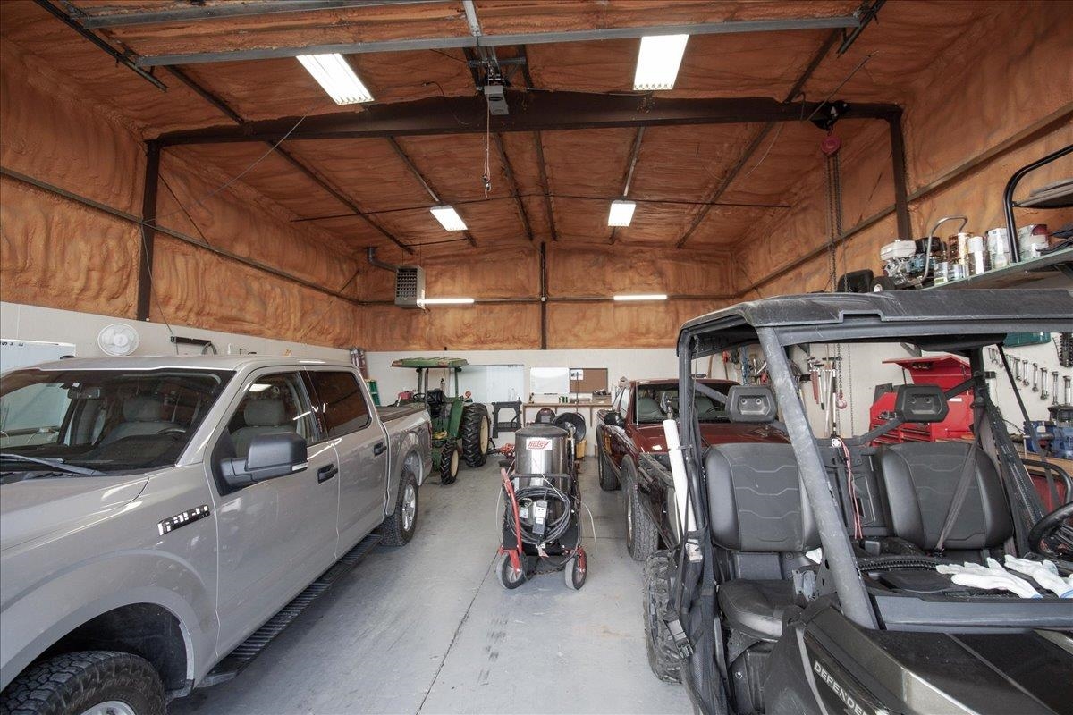 3646 Lane 32 1/2 Shell Wy Shell, WY 82441 - Photo 37 of 42