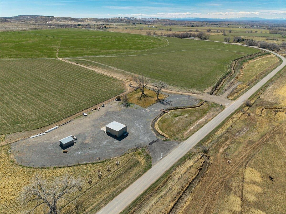 3646 Lane 32 1/2 Shell Wy Shell, WY 82441 - Photo 4 of 42