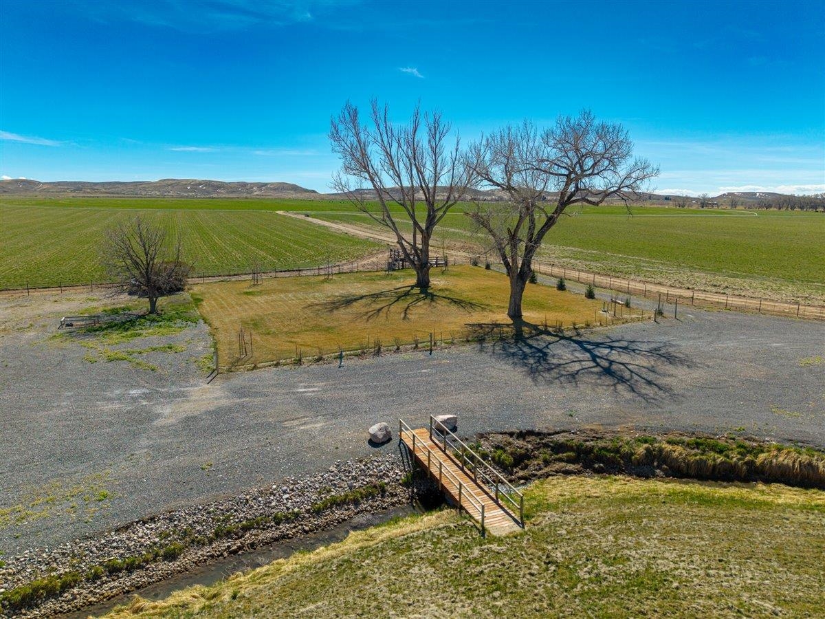 3646 Lane 32 1/2 Shell Wy Shell, WY 82441 - Photo 9 of 42