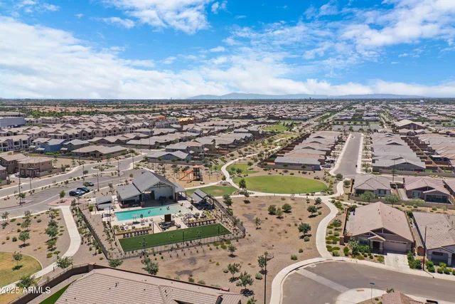 $2,200 | 4172 East Pinto Drive, Gilbert, AZ 85296