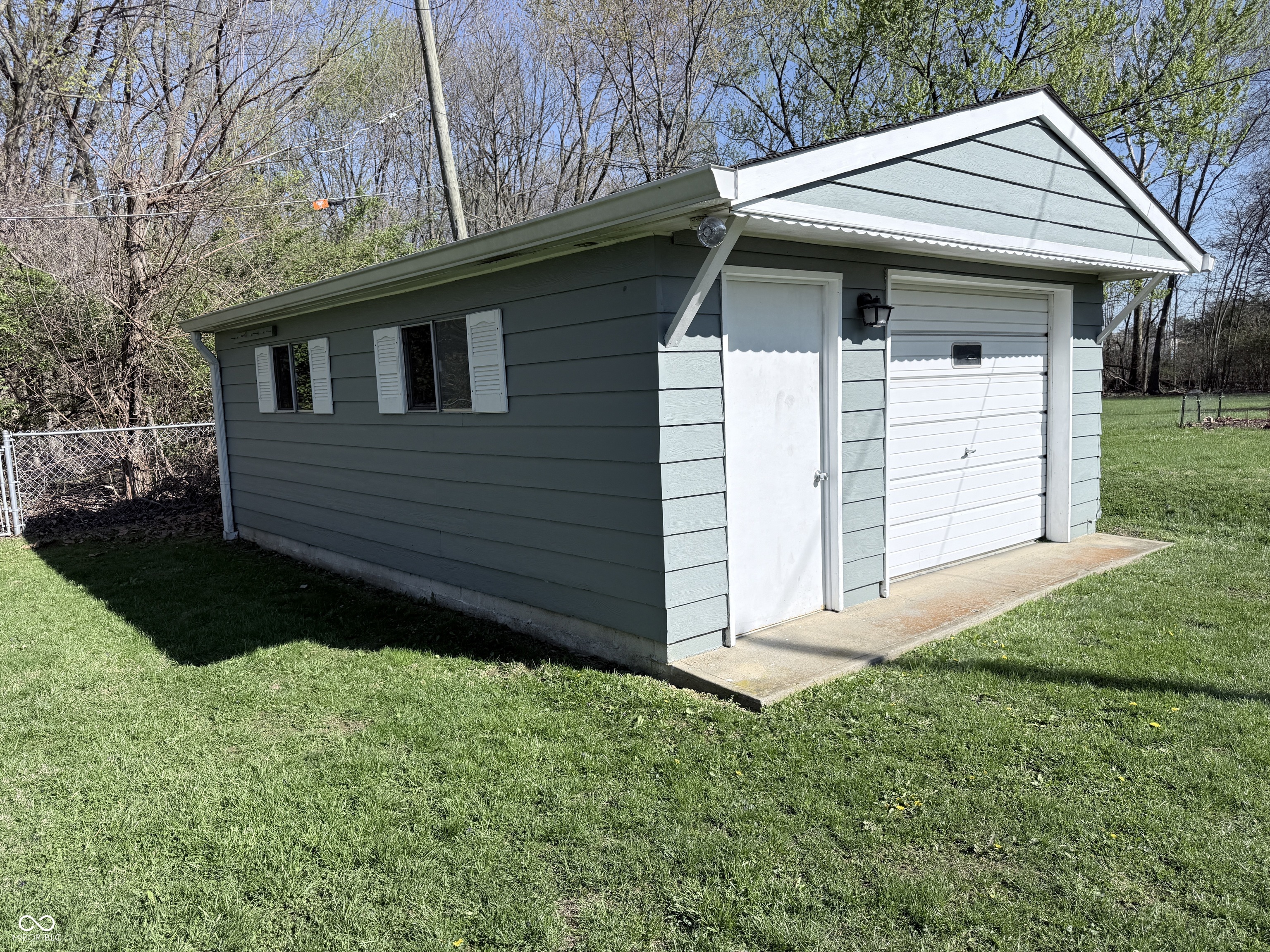 1015 South Franklin Road Indianapolis, IN 46239 - Photo 15 of 19