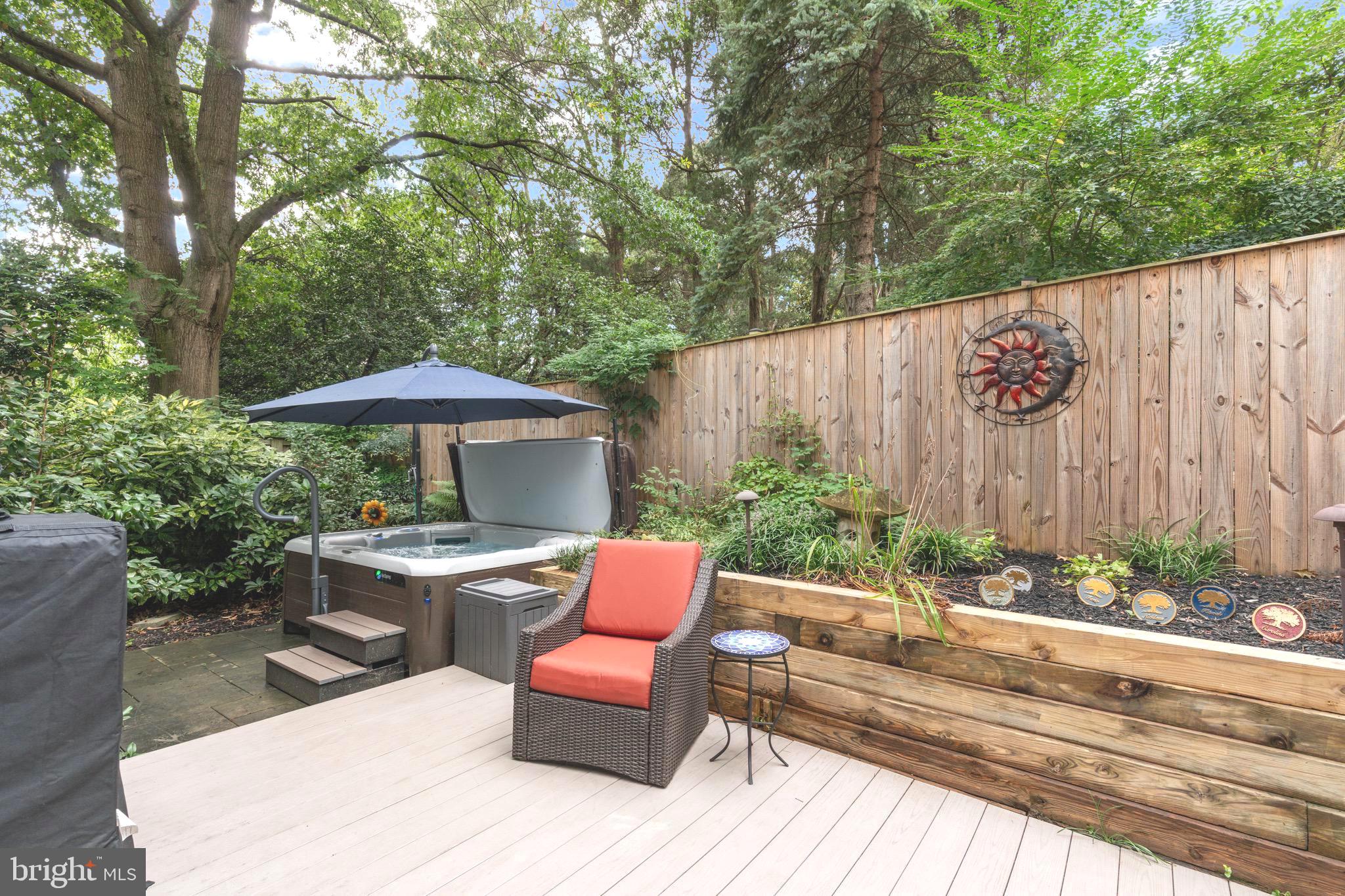 9 Tolson Street Annapolis, MD 21401 - Photo 26 of 82 a outdoor sitting area with furniture and umbrella