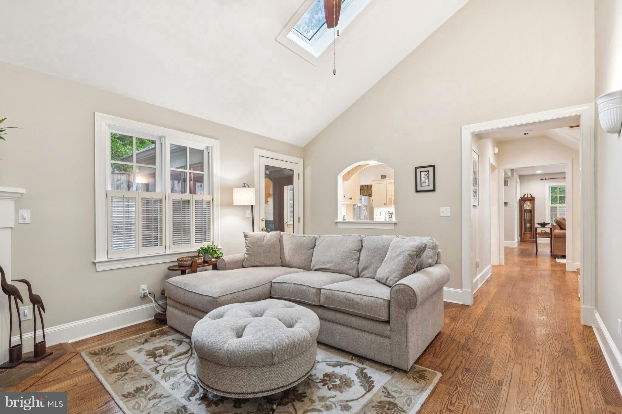 9 Tolson Street Annapolis, MD 21401 - Photo 30 of 82 a living room with furniture and a large window