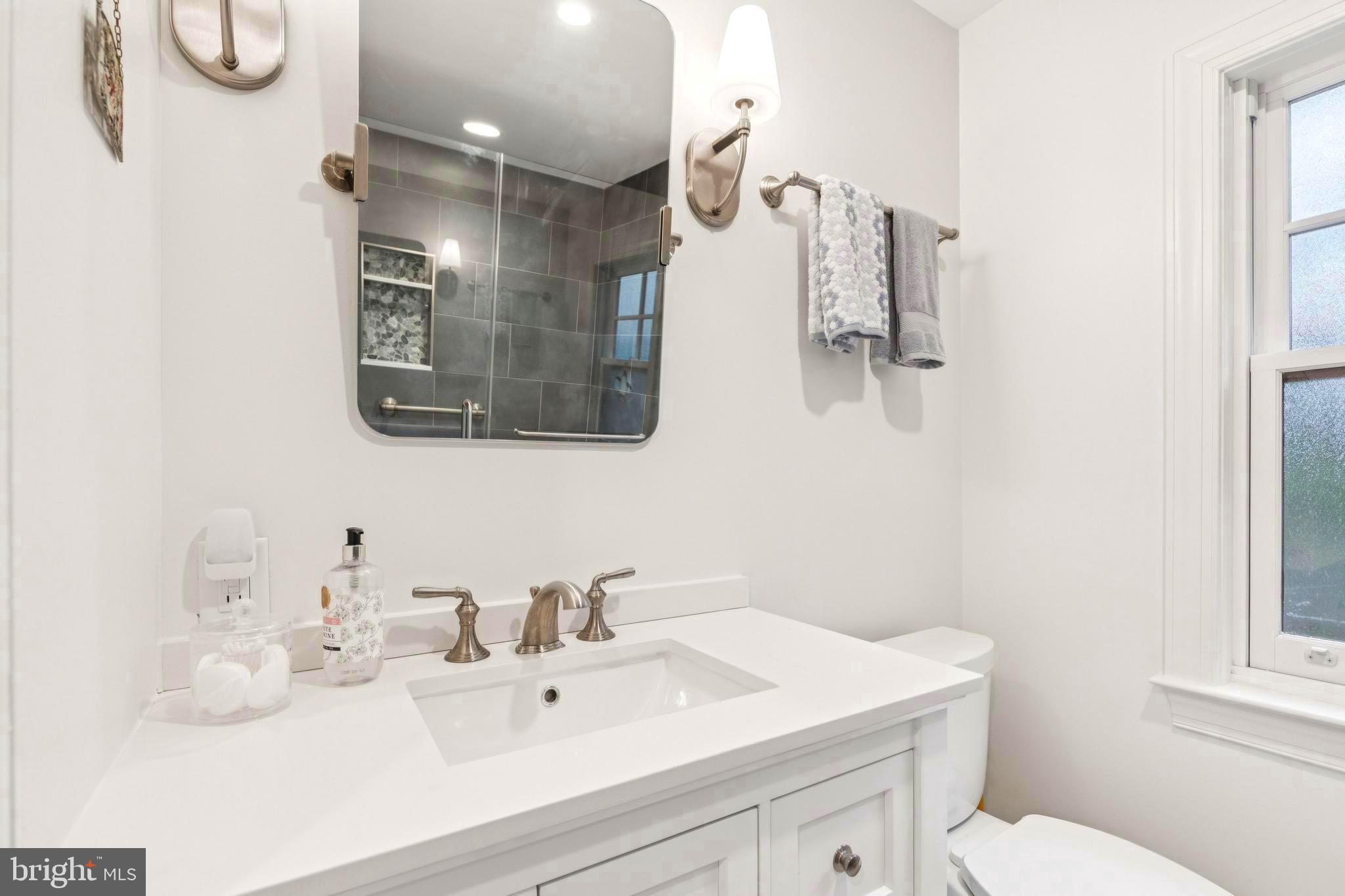 9 Tolson Street Annapolis, MD 21401 - Photo 38 of 82 Recently renovated guest full bath