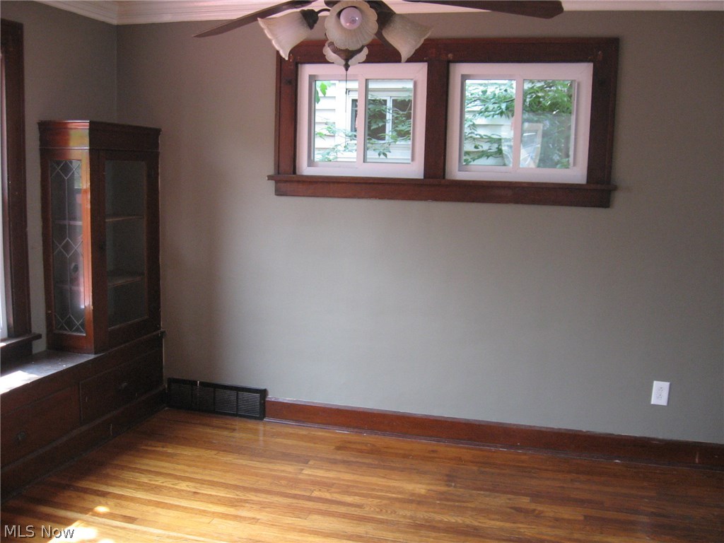 4415 Broadale Road Cleveland, OH 44109 - Photo 15 of 25 Gallery Image 15