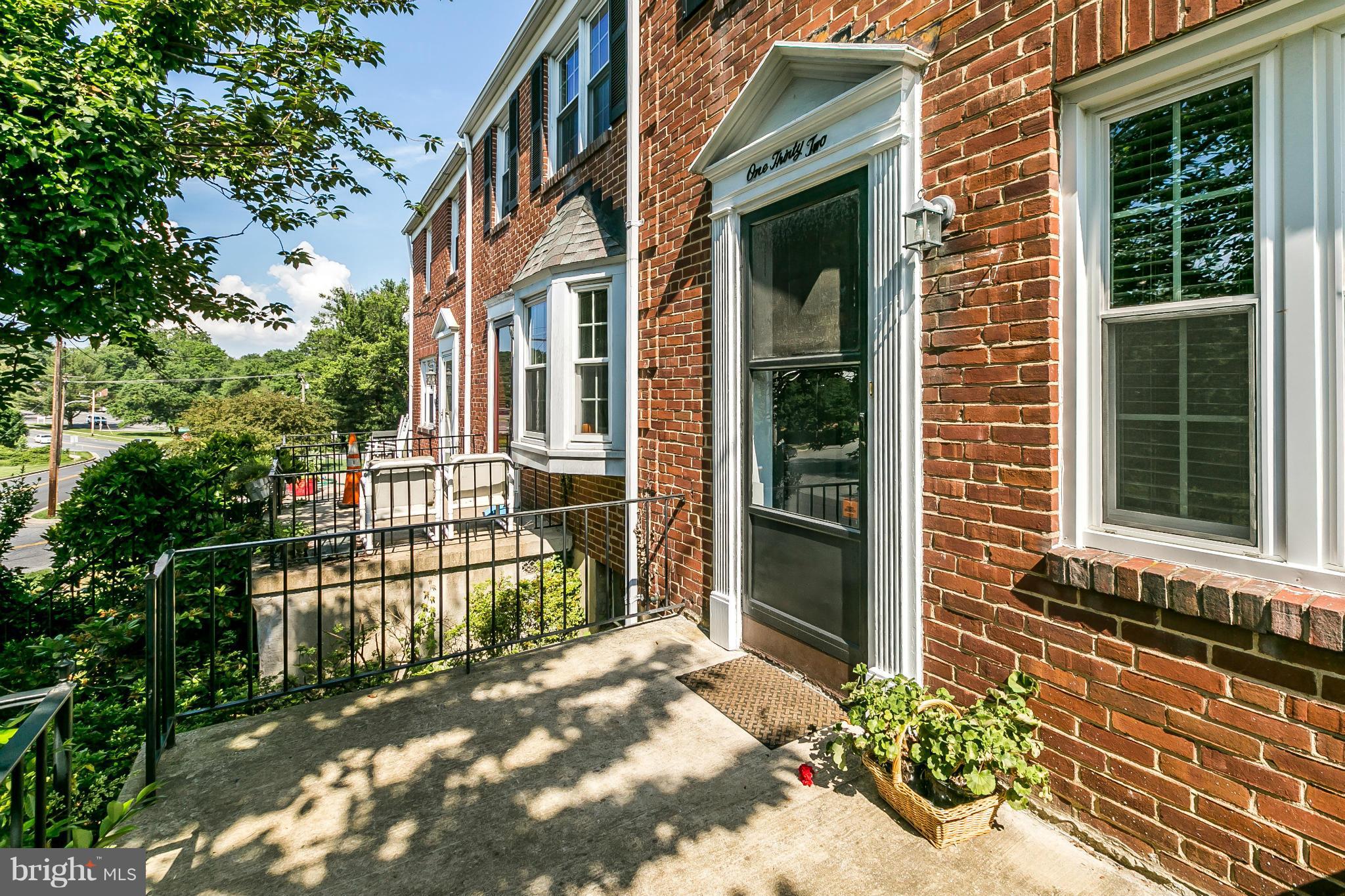 132 Dumbarton Road Baltimore, MD 21212 - Photo 3 of 30 Exterior (Front)