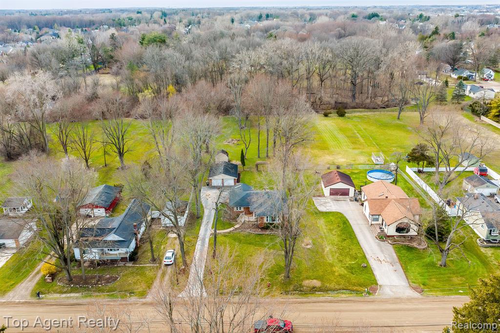3302 Grant Road Rochester Hills, MI 48309 - Photo 31 of 40