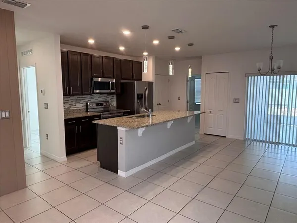 $1,900 | 157 Villa Vista Court, Davenport, FL 33896