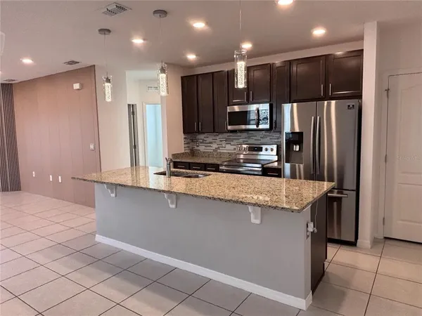 $1,900 | 157 Villa Vista Court, Davenport, FL 33896