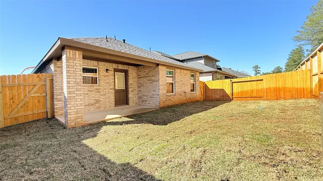 a view of a house with a snow
