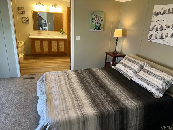 $72,000 | 352 Matthew Drive, New Hartford, NY 13323