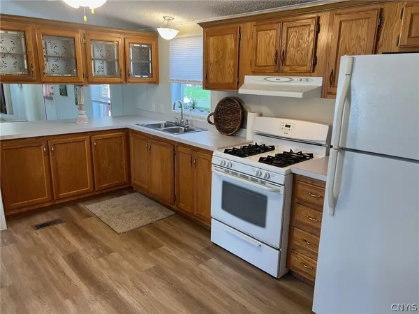 $72,000 | 352 Matthew Drive, New Hartford, NY 13323