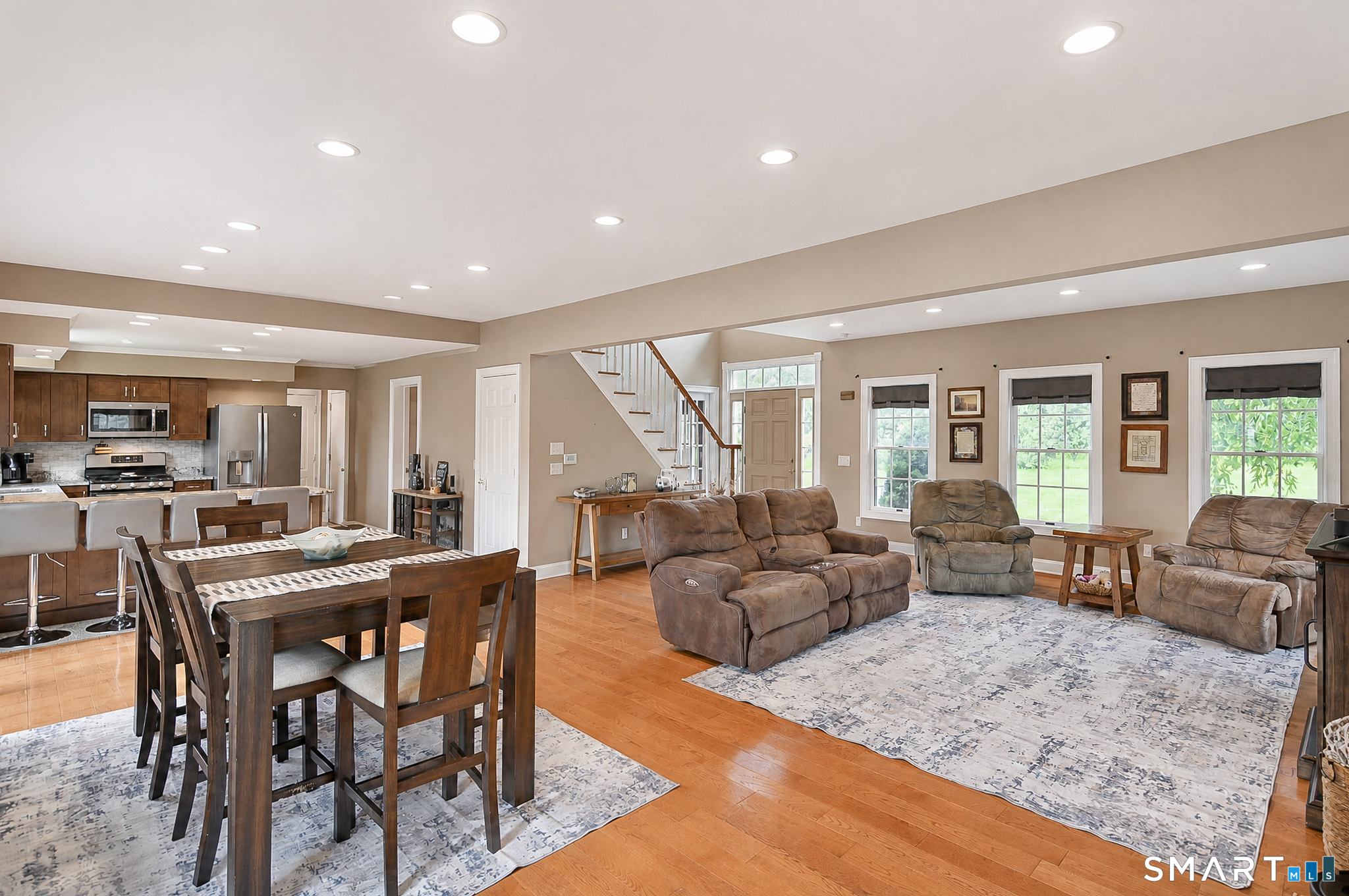 42 B Great Ring Road Newtown, CT 06482 - Photo 4 of 40 Gallery Image 4