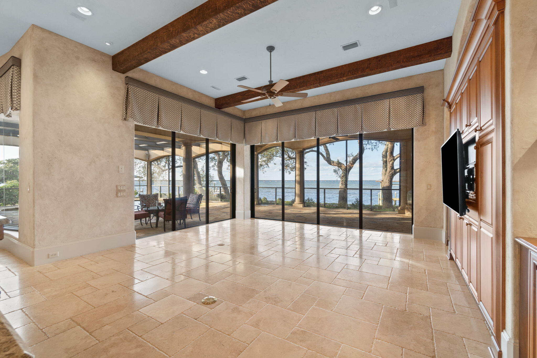 456 Captains Circle Destin, FL 32541 - Photo 24 of 85 19-web-or-mls-Final-34