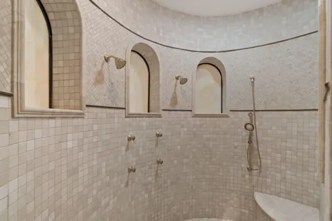 $6,000,000 | 456 Captains Circle, Destin, FL 32541