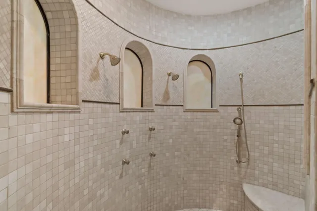 $6,000,000 | 456 Captains Circle, Destin, FL 32541