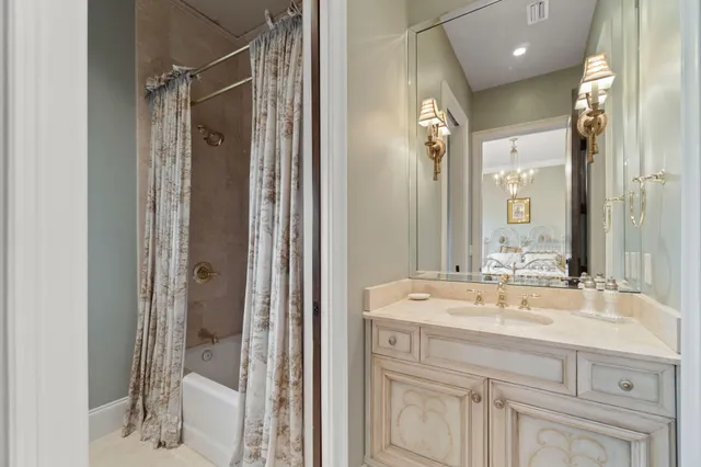 $6,000,000 | 456 Captains Circle, Destin, FL 32541