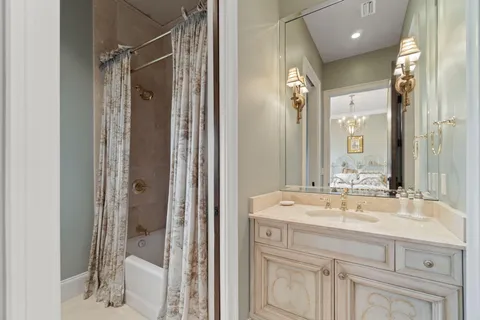 $6,750,000 | 456 Captains Circle, Destin, FL 32541