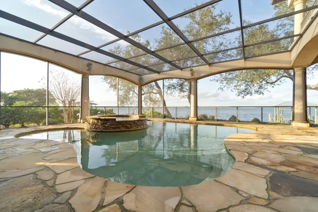 $6,000,000 | 456 Captains Circle, Destin, FL 32541