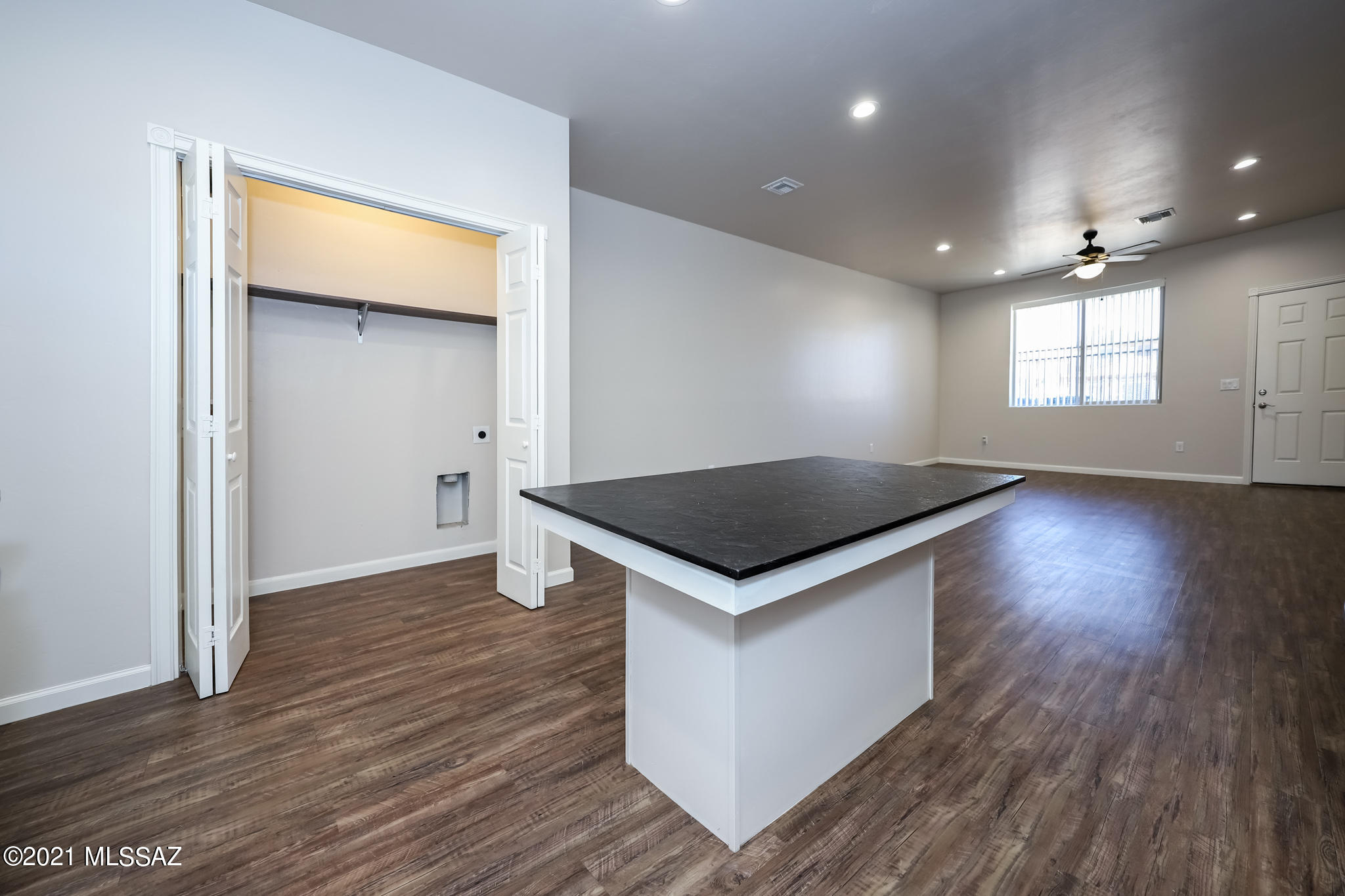 306 East Yavapai Road Tucson, AZ 85705 - Photo 9 of 19 Gallery Image 9