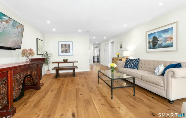 $425,000 | 92 Ledgebrook Drive, Unit 92, Norwalk, CT 06854