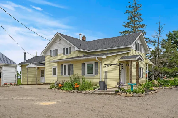 $889,999 | 5095 Harff Road, Loretto, MN 55357