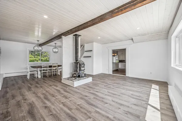 $889,999 | 5095 Harff Road, Loretto, MN 55357