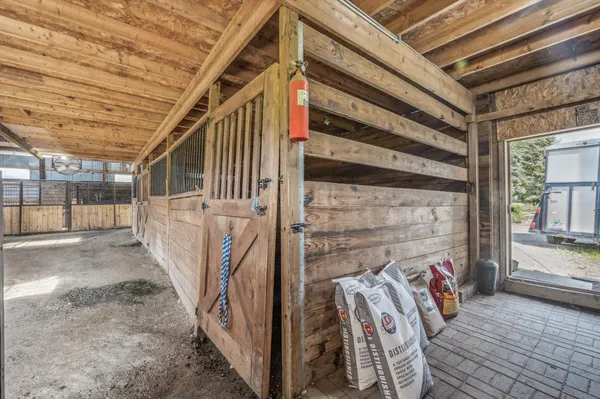 $889,999 | 5095 Harff Road, Loretto, MN 55357
