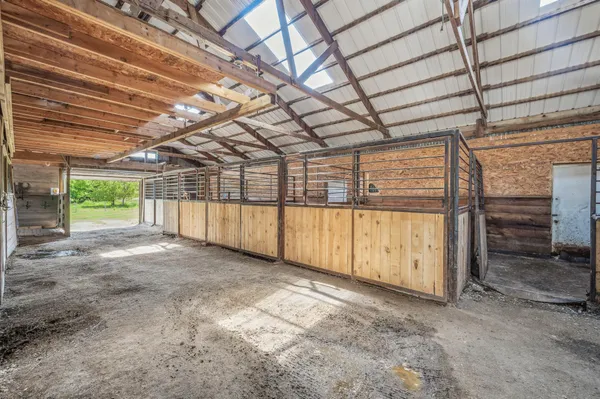 $889,999 | 5095 Harff Road, Loretto, MN 55357