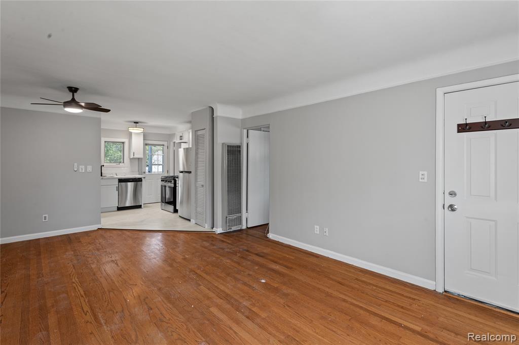 505 South Main Street Clawson, MI 48017 - Photo 19 of 24