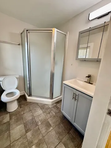 $2,100 | 1045 Pine Street, Unit 2, Palmer, MA 01069