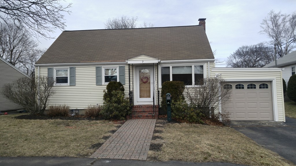 7 Lincoln Road Peabody, MA 01960 - Photo 1 of 24 Gallery Image 1