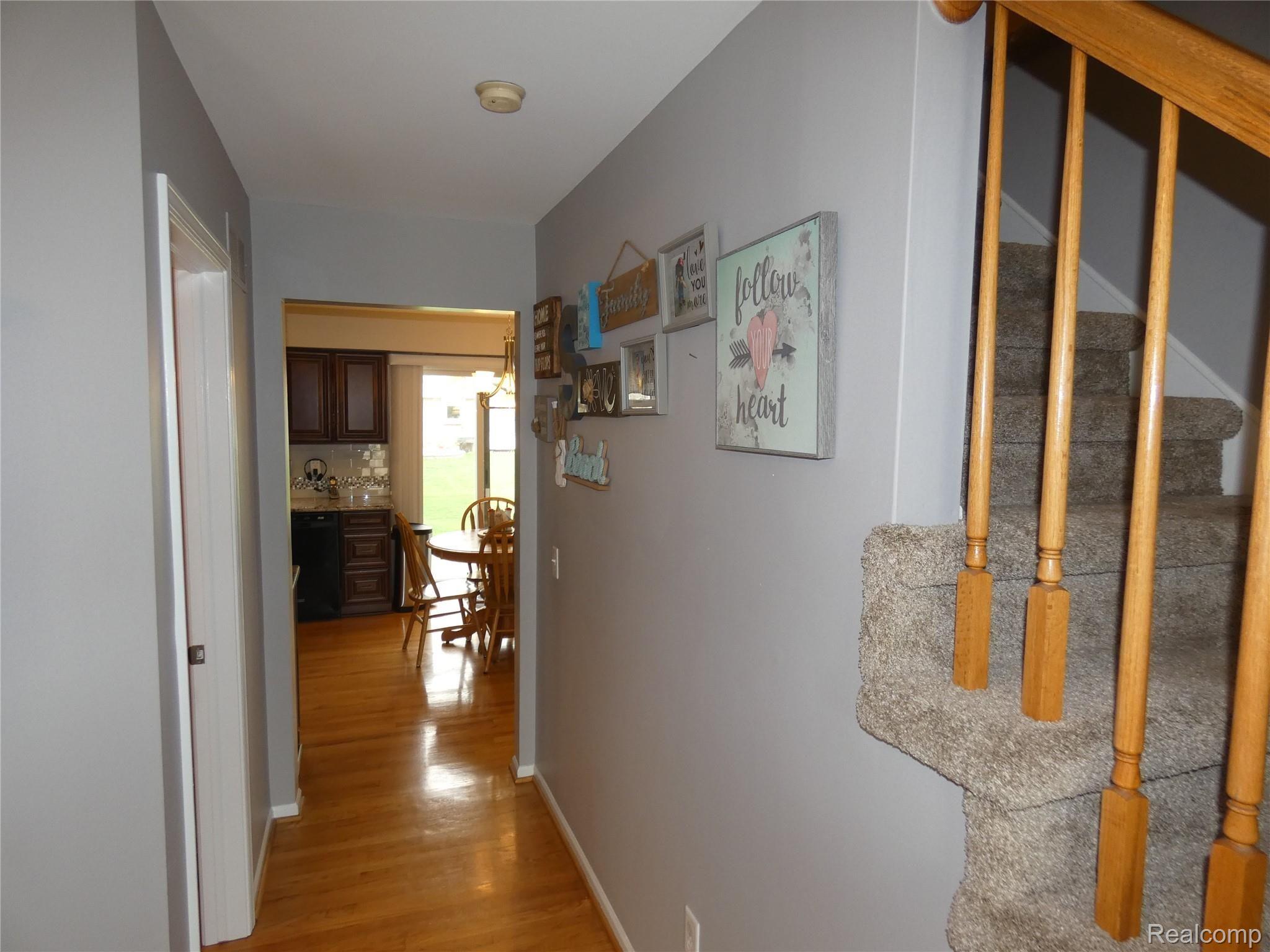 6462 Fox Hills Road Canton, MI 48187 - Photo 22 of 36 P1020409.JPG