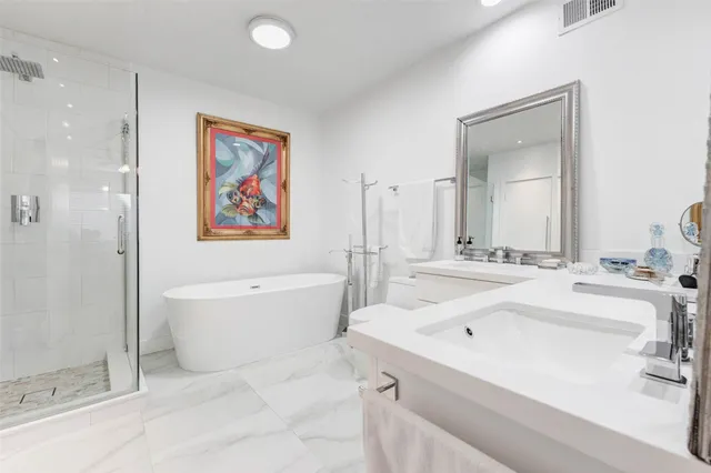 $1,950 | 2234 South Piney Point Road, Unit 110, Houston, TX 77063