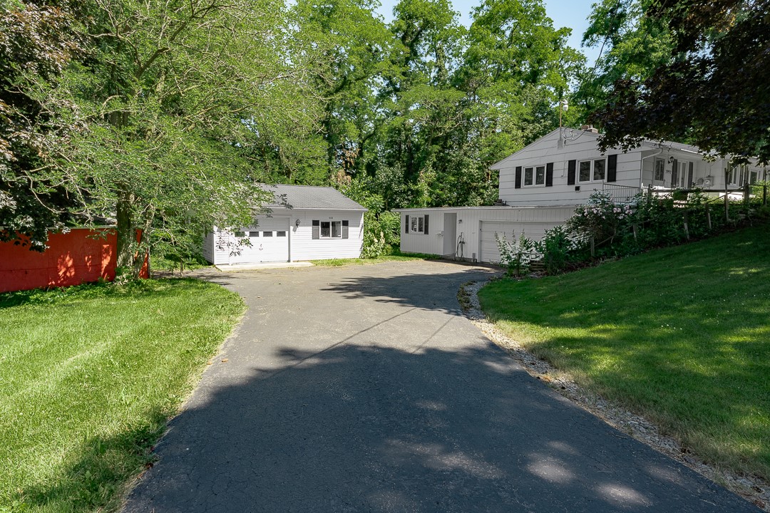 3992 Canandaigua Road Walworth, NY 14568 - Photo 2 of 47