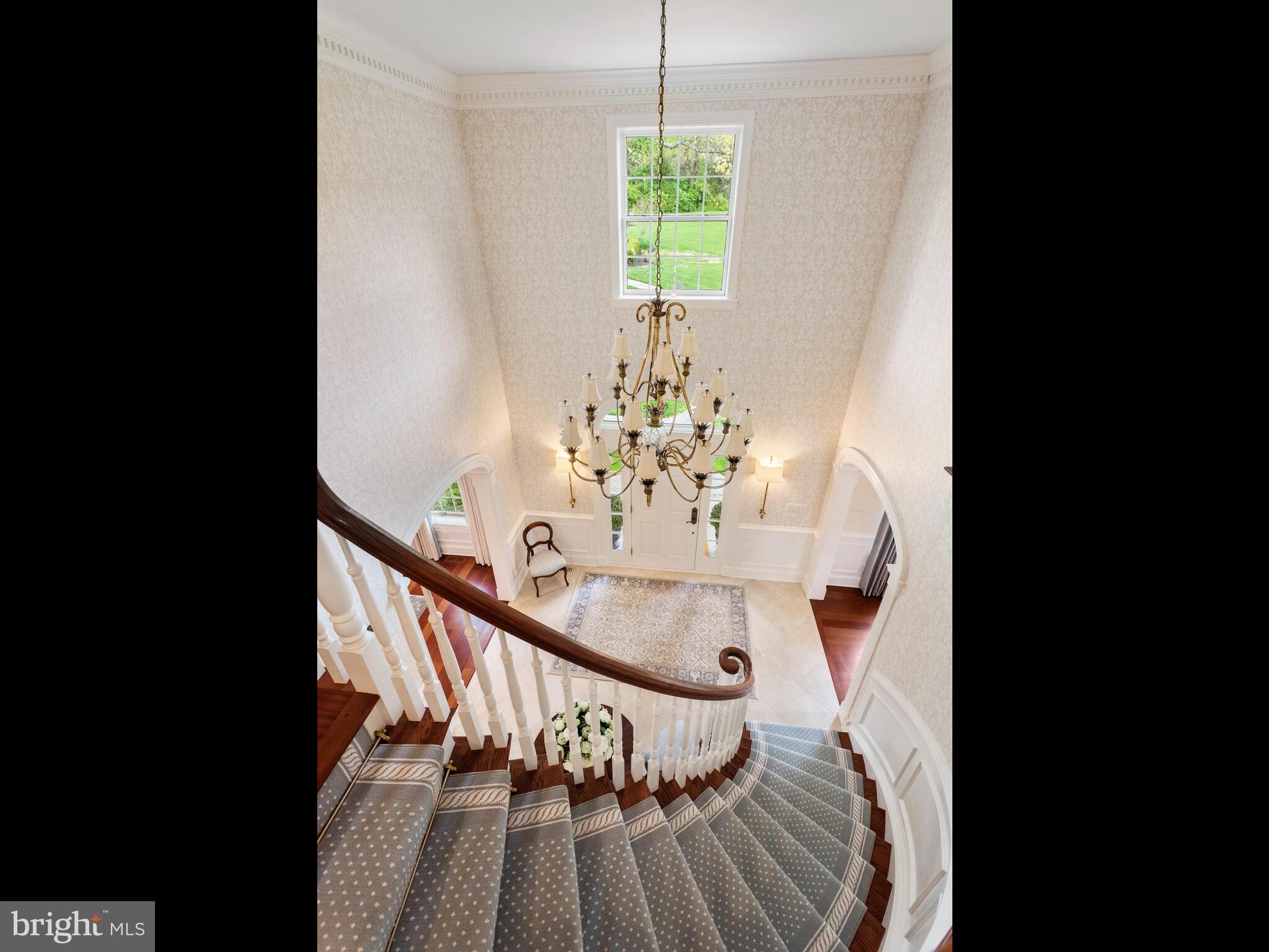 1 Hedgerow Lane Devon, PA 19333 - Photo 31 of 71 Elegantly curved main staircase