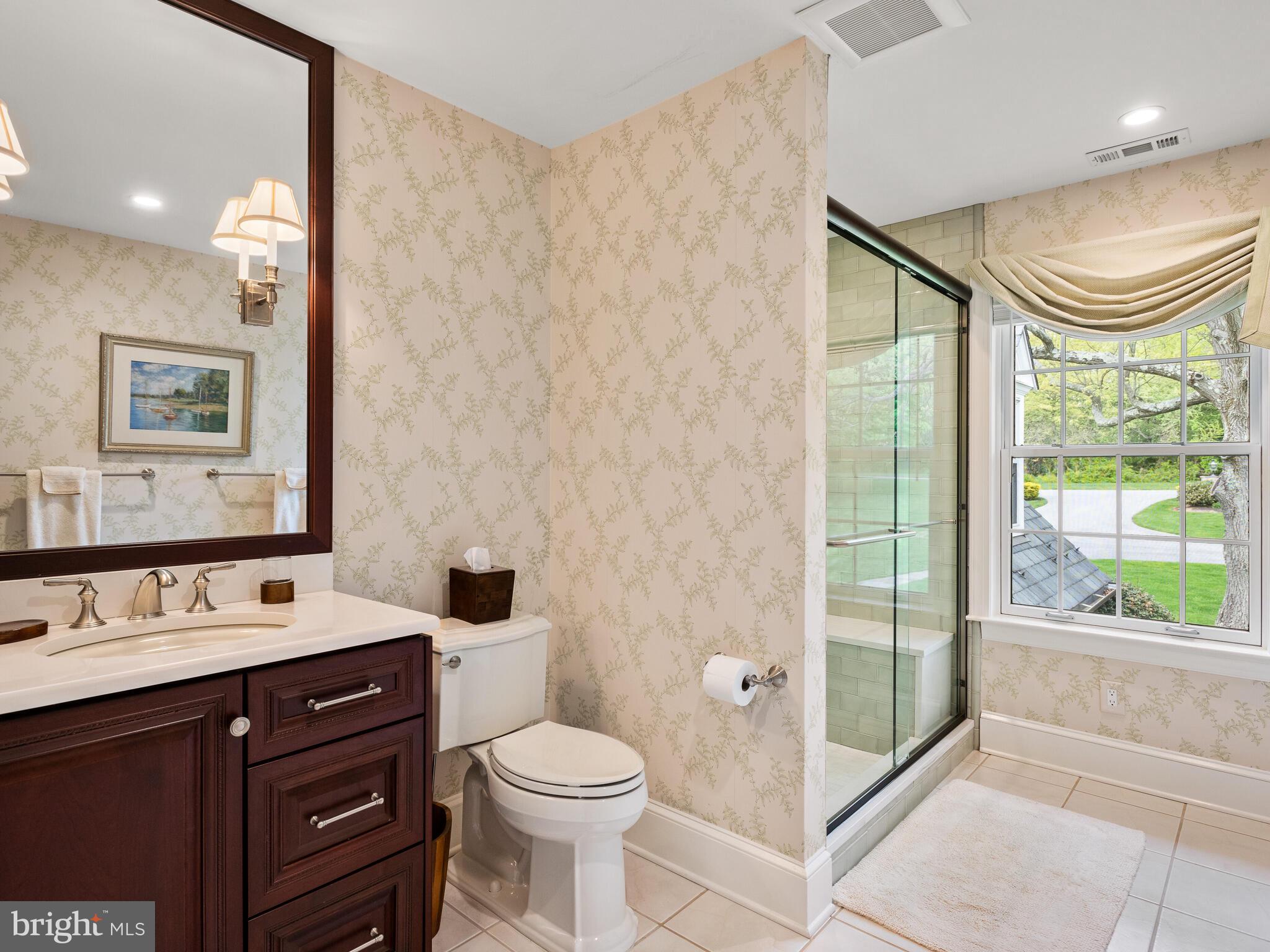 1 Hedgerow Lane Devon, PA 19333 - Photo 42 of 71 Full hall bath