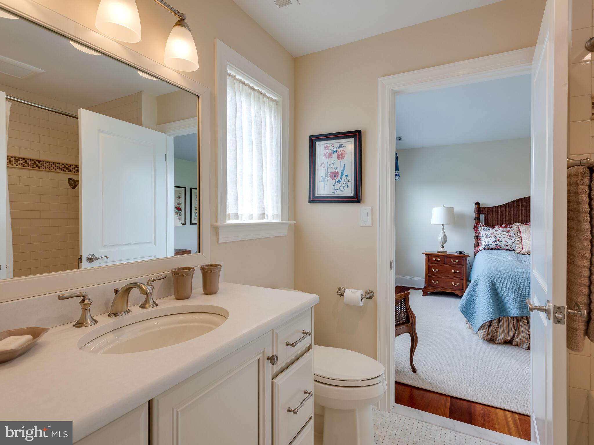 1 Hedgerow Lane Devon, PA 19333 - Photo 47 of 71 Full bath J&J