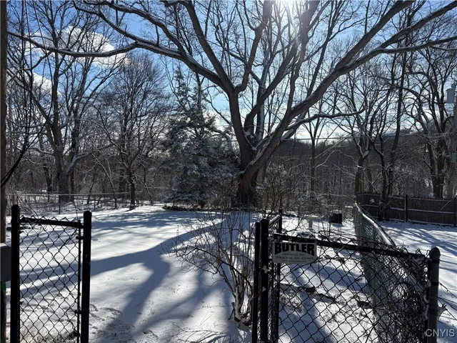 $369,900 | 330 Berkeley Drive, Syracuse, NY 13210