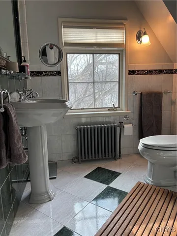 $369,900 | 330 Berkeley Drive, Syracuse, NY 13210