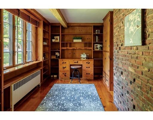 20 Metacomet Road Newton, MA 02468 - Photo 6 of 13