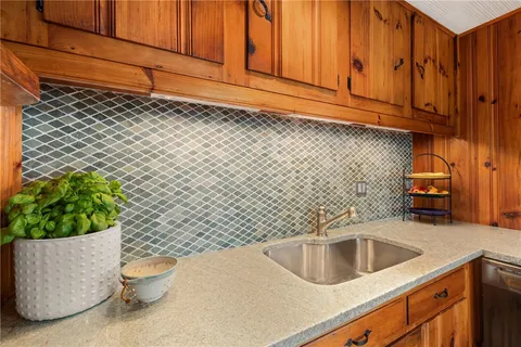 $1,995,000 | 19 Teal Drive, South Kingstown, RI 02879